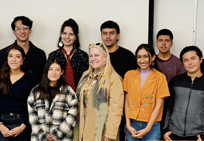 Nicola Lawford and Shreeya Parekha at Universidad Panamericana, Mexico City